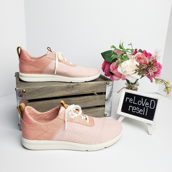 Toms Shoes - NWT Tom's Sneakers